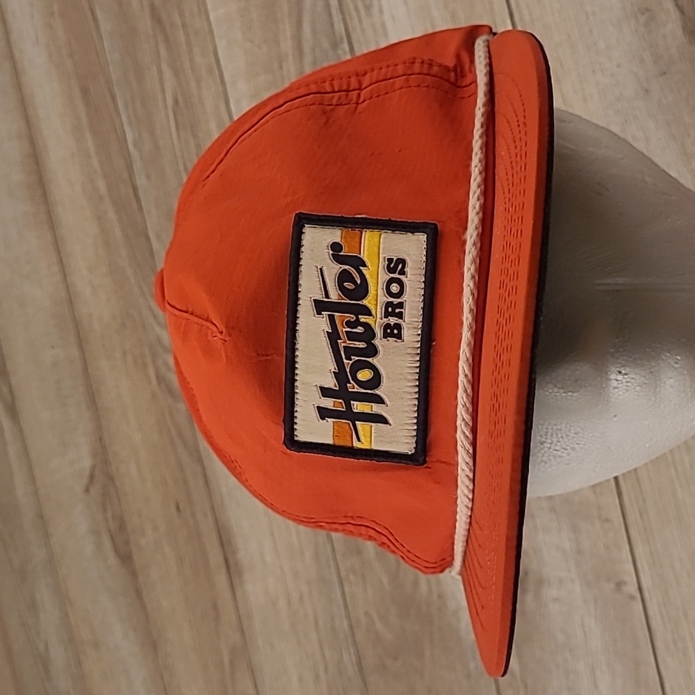 HOWLER BROS Orange Flat Bill Spellout Logo Mens Snapback Casual Preppy Hat‎ Cap